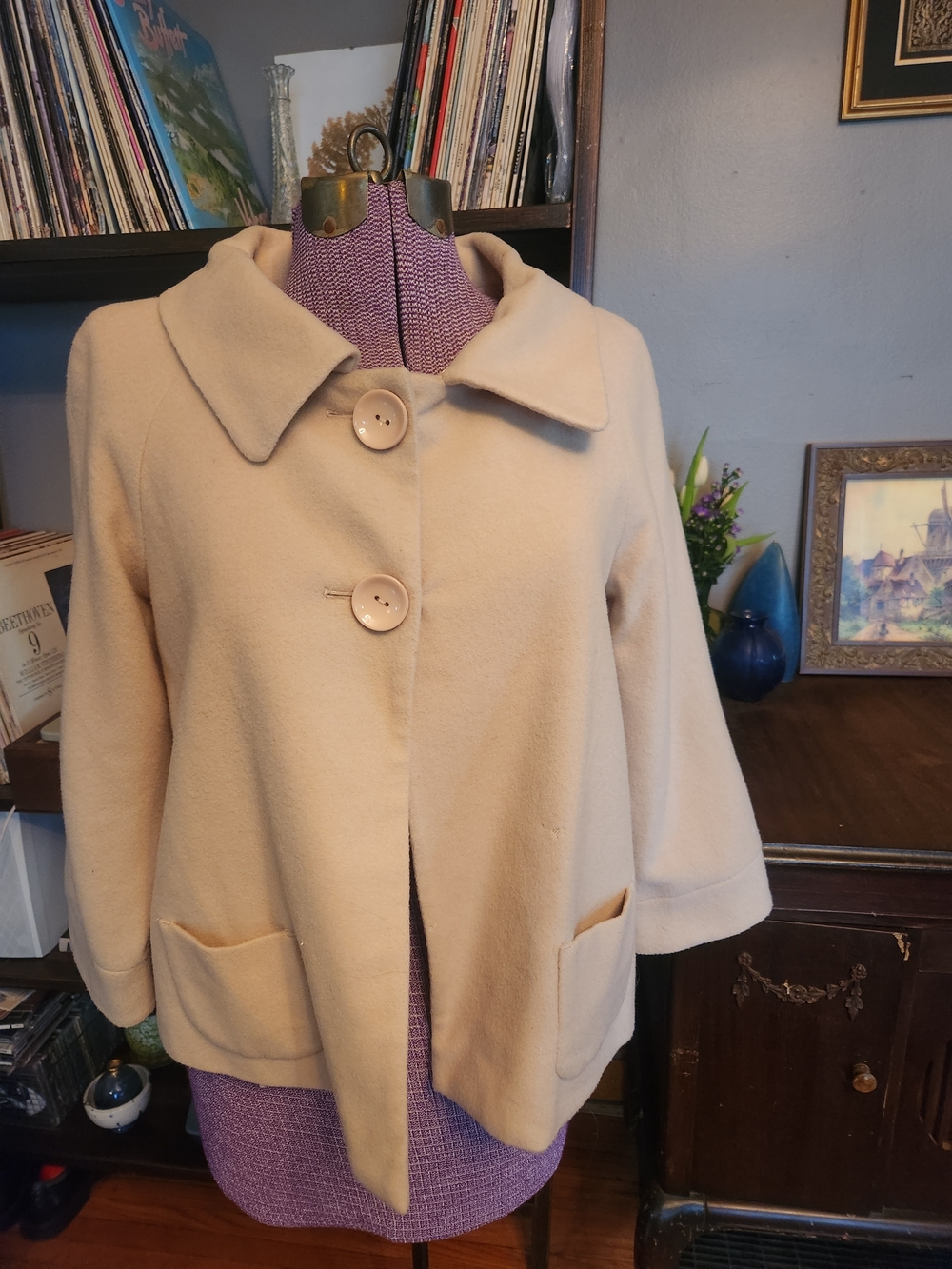 Women's Cream Button-Front Wool  And Cashmete Coat